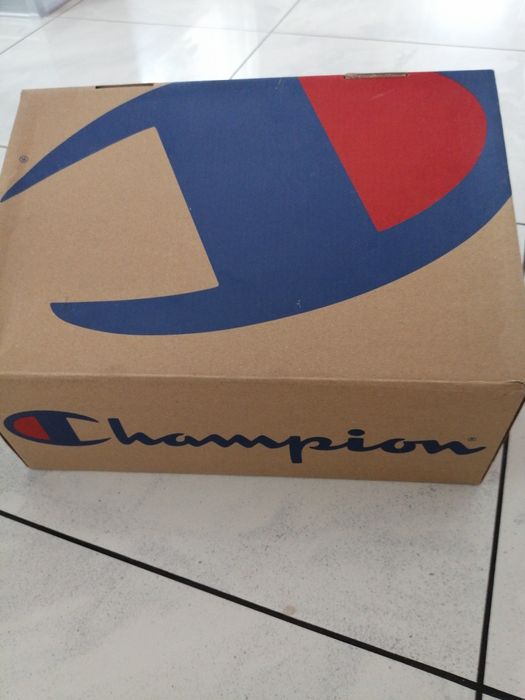 Buty męskie sportowe champion 44 nowe