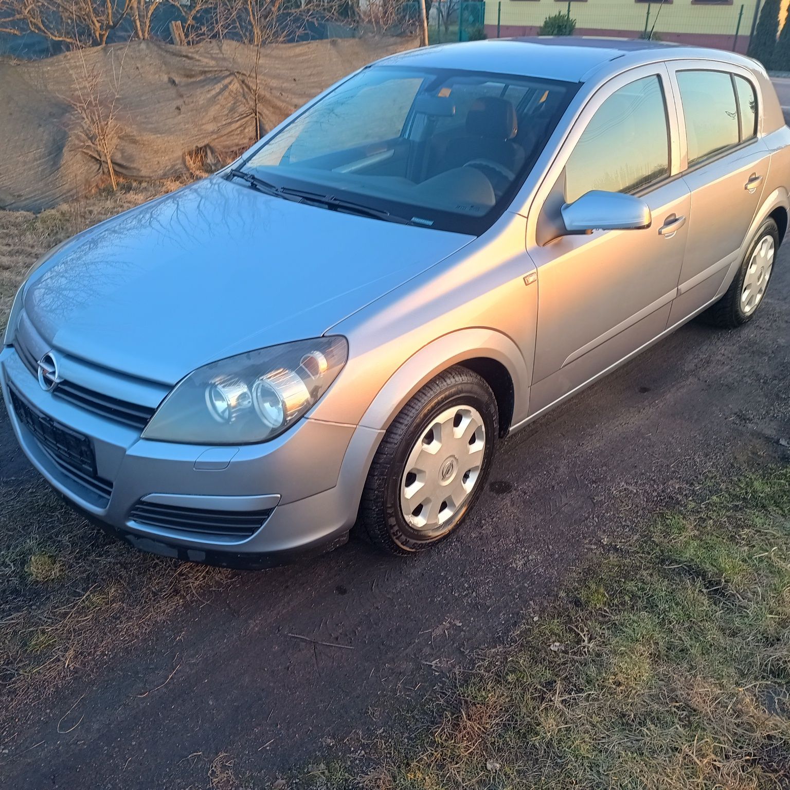 Opel Astra h 2004 1.4 klima elektryka hak