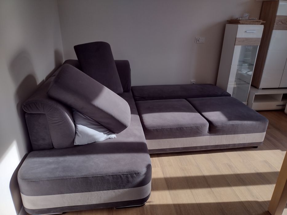Sofa narożna w bardzo dobrym stanie z Agata Meble