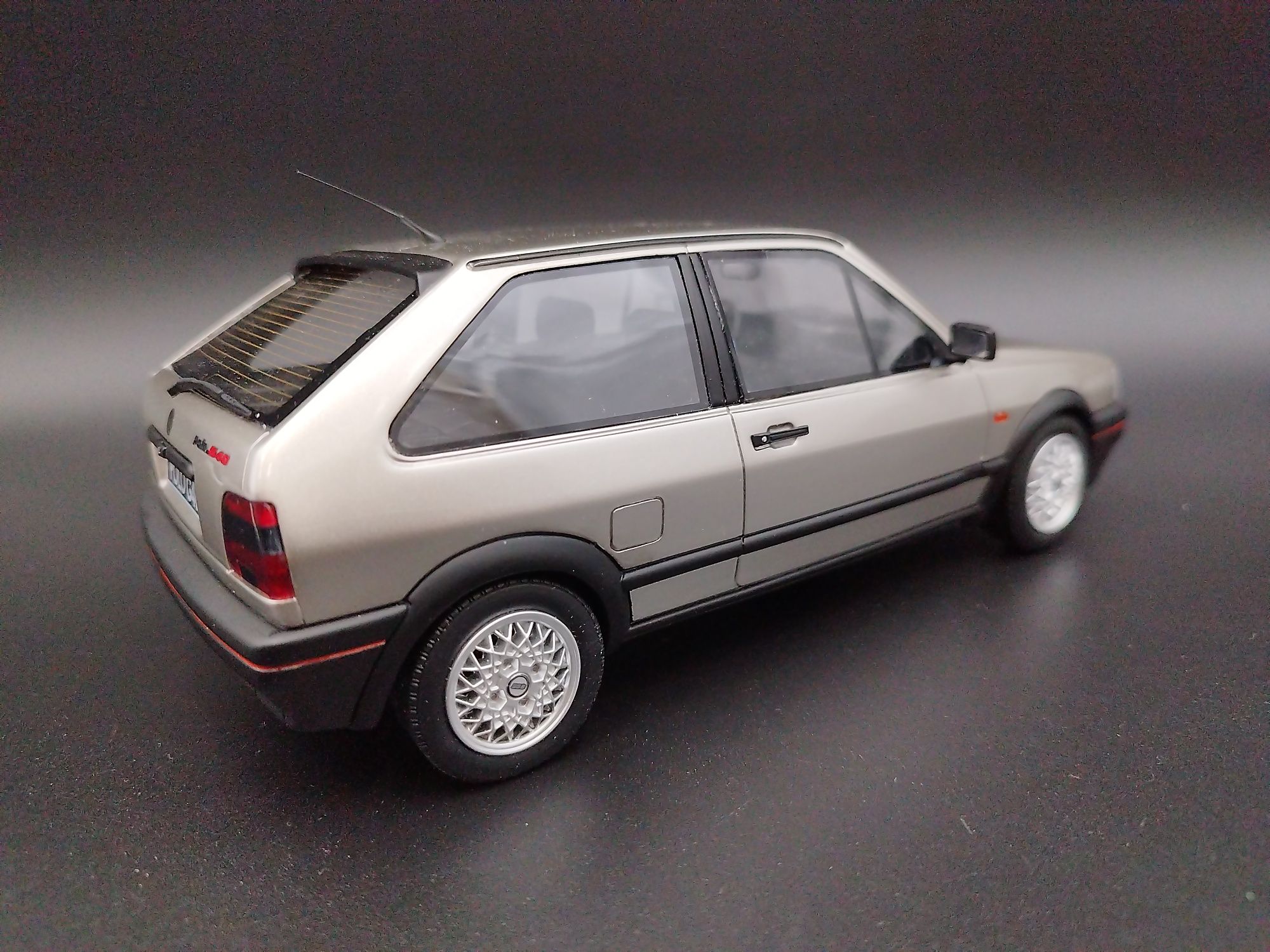 1:18 OTTO 1994 VOLKSWAGEN Polo Mk2 G40 model