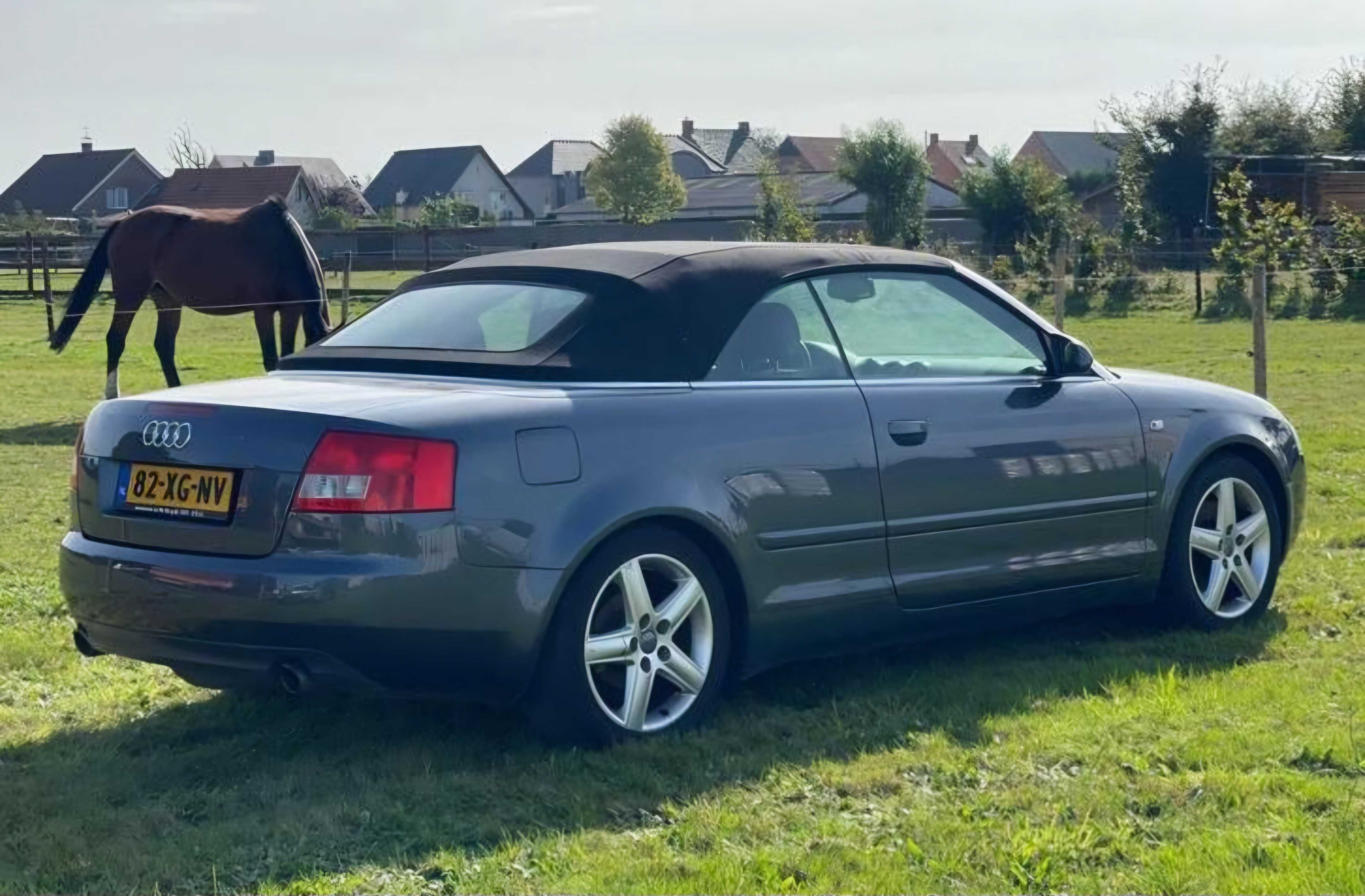 Audi A4 B6 B7 Cabrio LX7Z Maska Zderzak Błotniki Drzwi Klapa