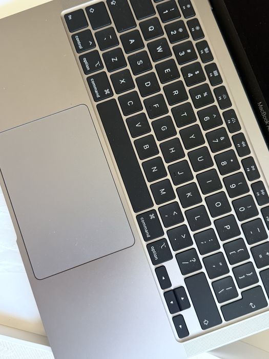 Sprzedam Macbook Air Aple
