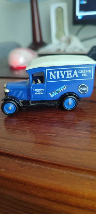 Carro vintage Days Gone England