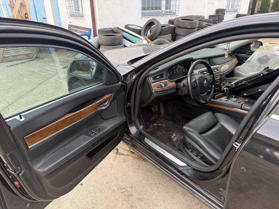BMW 730D F01 ,uszkodzona ,jezdzi , full