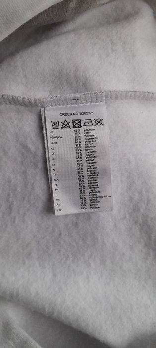 Bluza męska z kapturem.