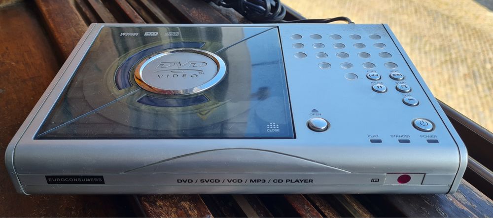 Leitor DVD LG modelo 5988 com comando