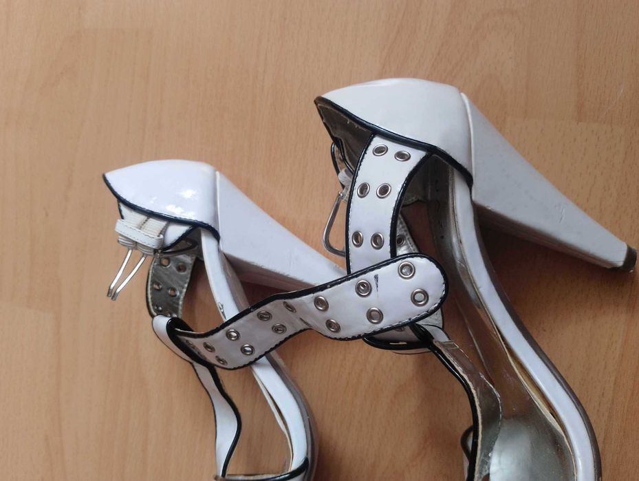 Buty na obcasie QUAZI rozmiar 37