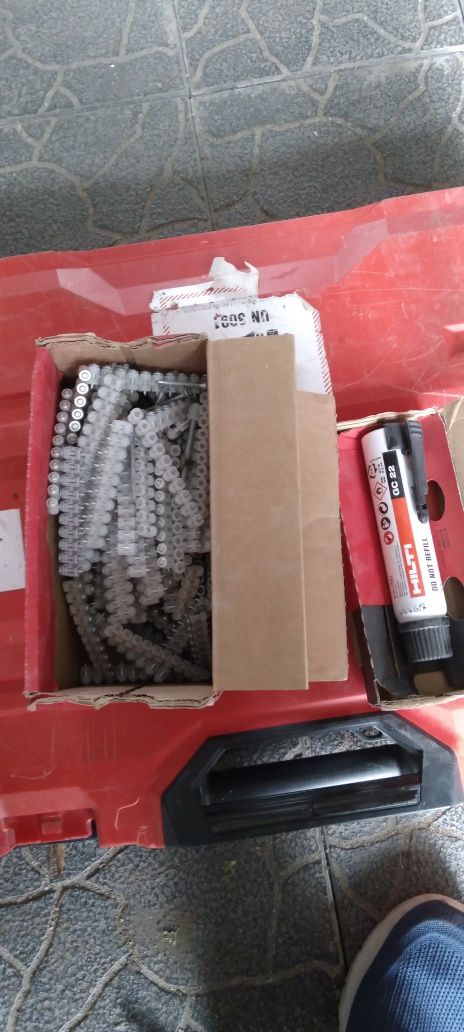 Газовий монтажний пістолет Hilti GX3