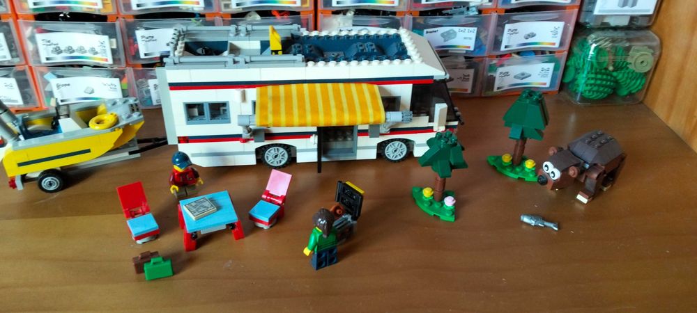 Lego creator 31052 Vacation Getaways