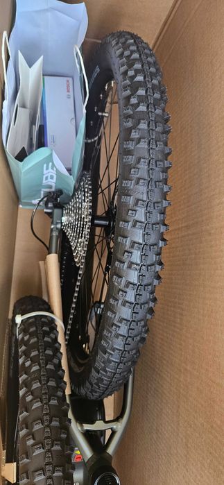 Nowy Elektryczny Rower MTB CUBE  HYBRID PRO 625 Szary