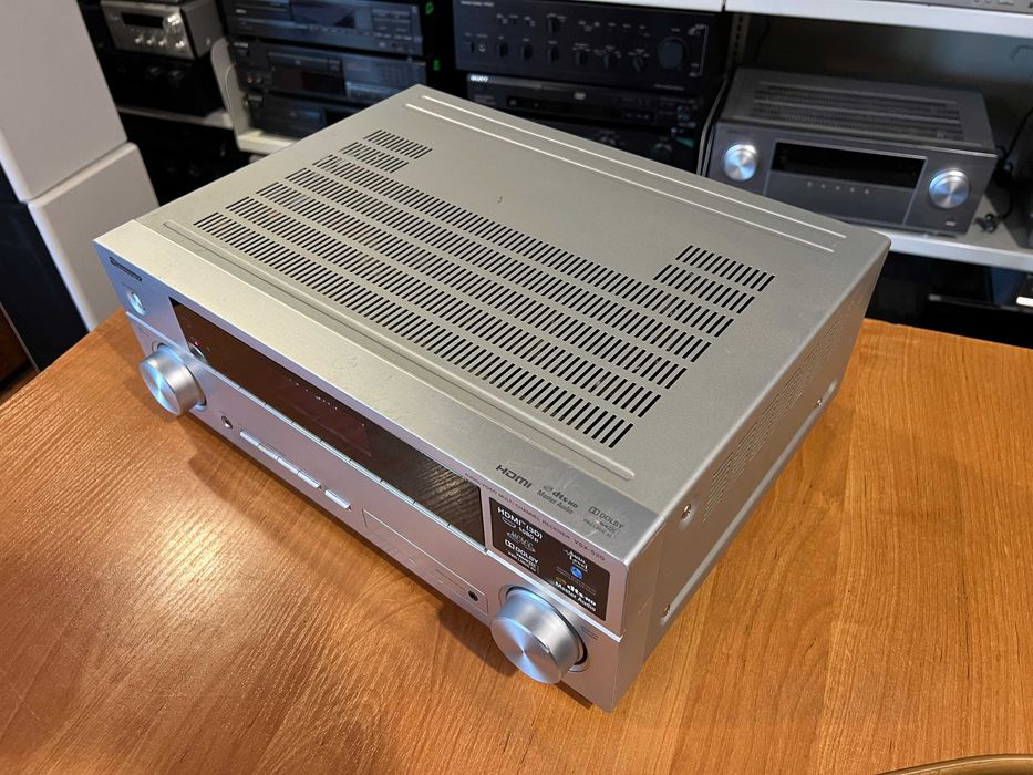 Amplituner Pioneer VSX-520 Audio Room