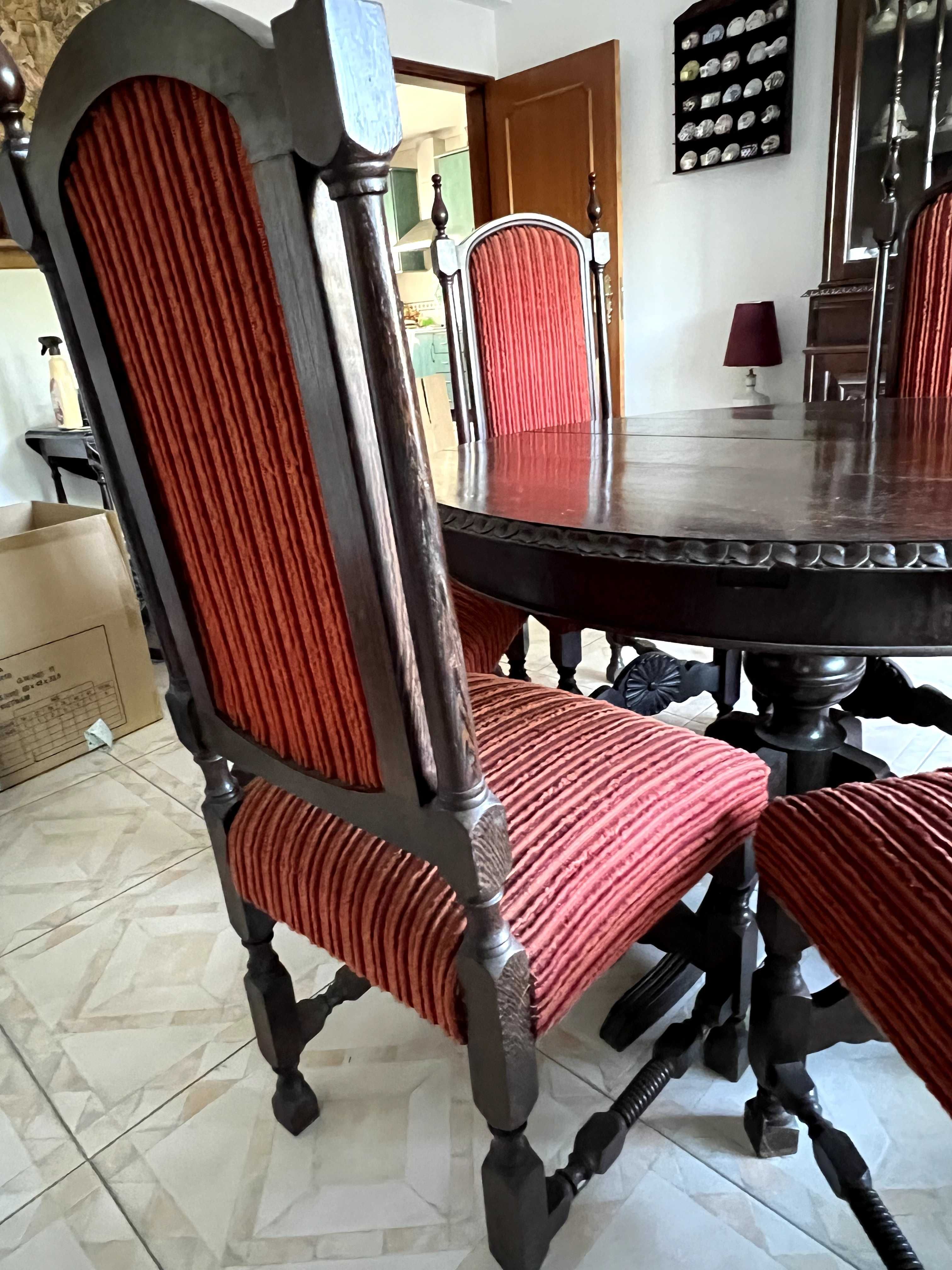 mesa de jantar redonda