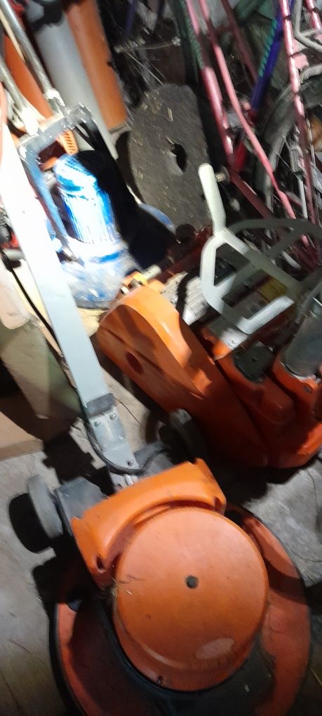 Cykliniarka polerka krawedziowka do parkietu