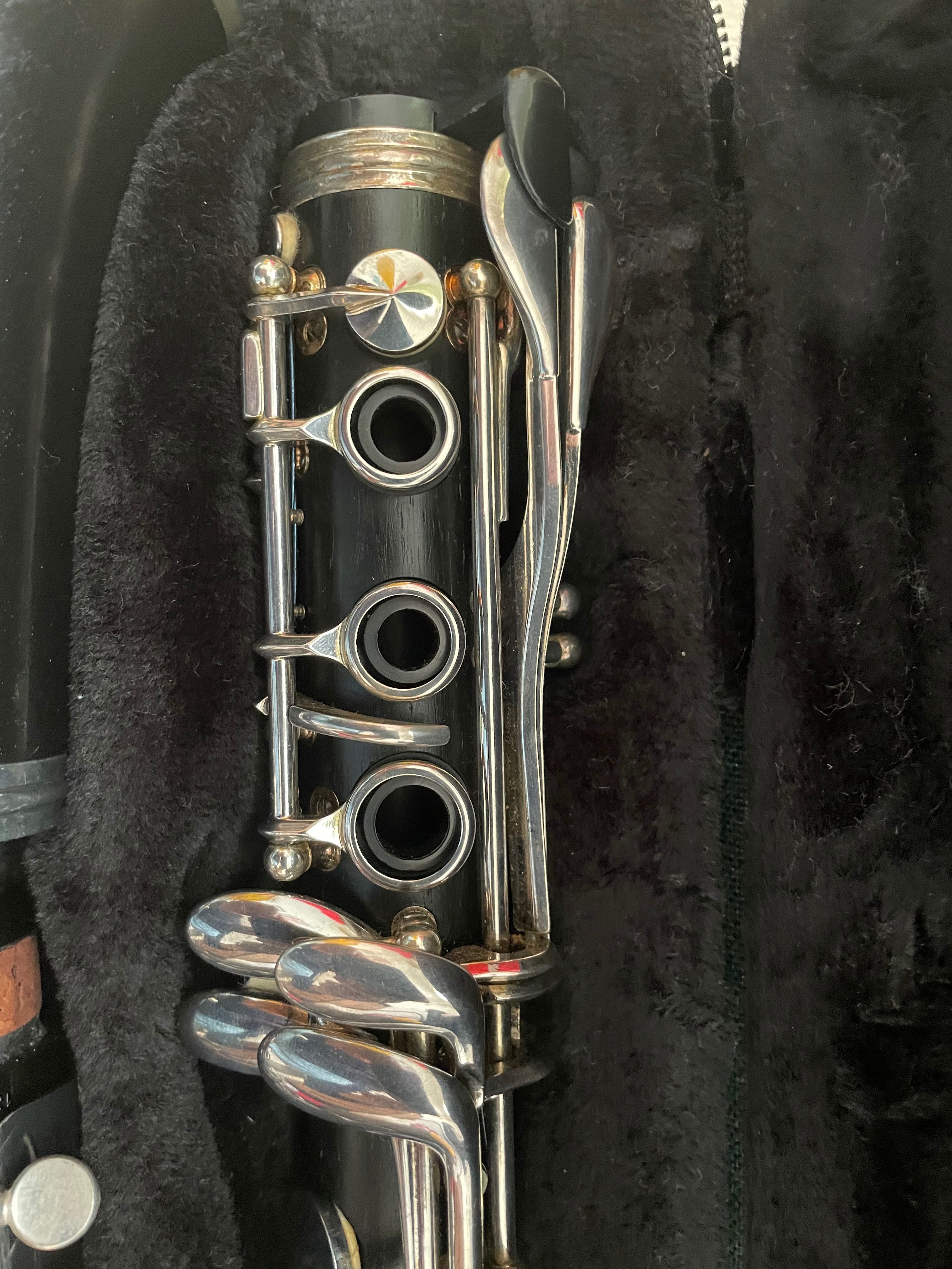 Clarinete Buffet Crampon E11