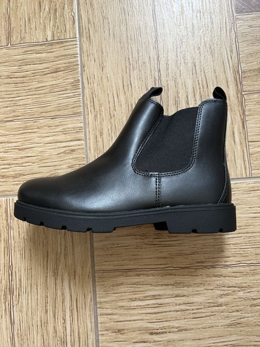 Продам утепленные полуботинки НМ на девочку,34 размер