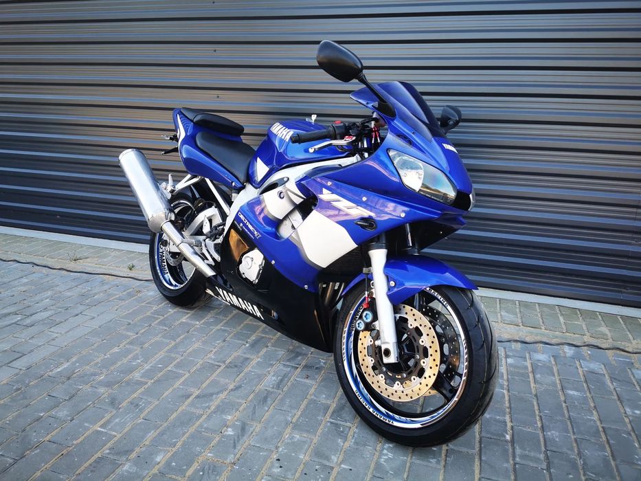 Yamaha R6 R6 01r Piekna zadbana Nowe Opony Raty Kredyt Transport