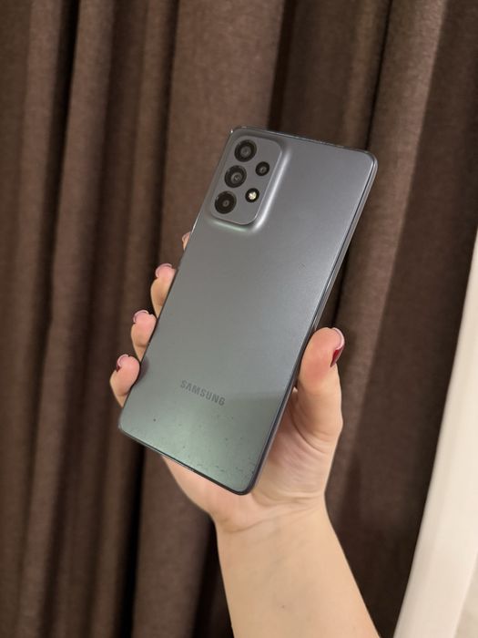 Samsung Galaxy A73 5G — 128 GB