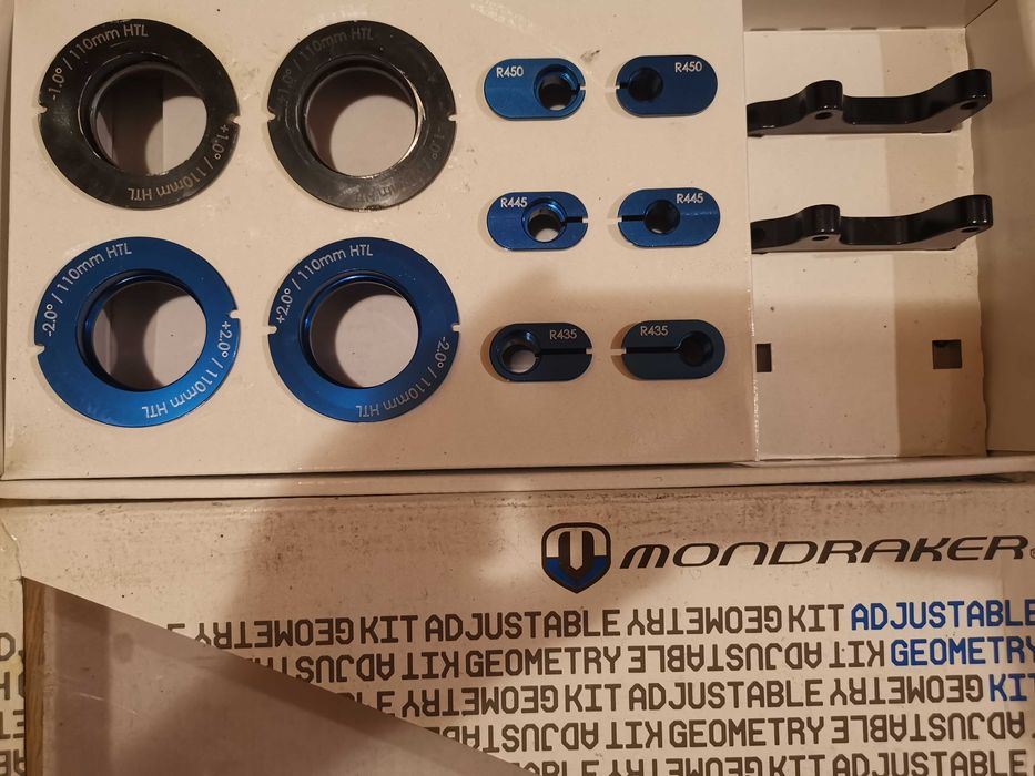 Mondraker Summum Pro Team 2012 | RS, Fox, E13, HOPE, Formula, SAINT