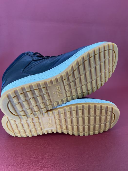 Кросівки чоловічі 43р. Fila