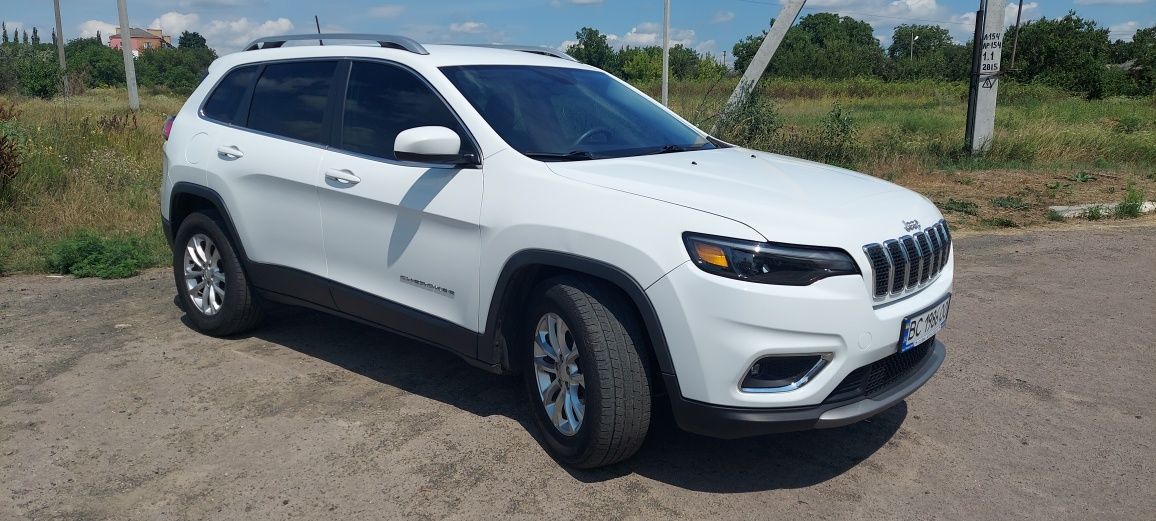 Продам Jeep Cherokee 2,4 2019