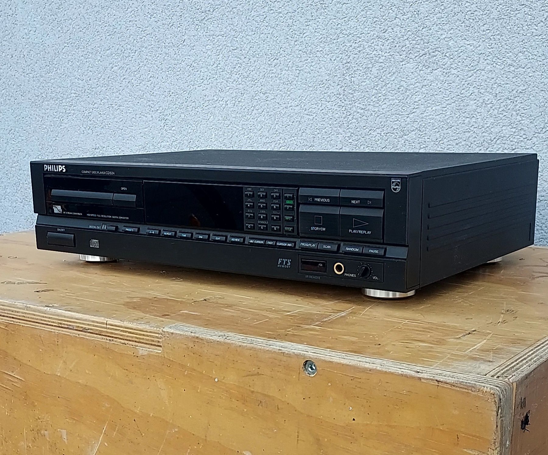 Odtwarzacz CD Philips CDP-834