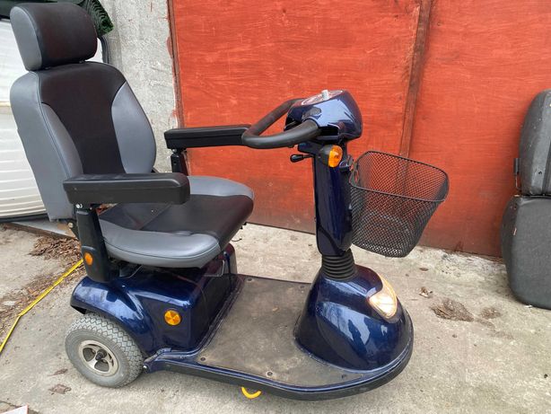 skuter inwalidzki CTM wózek inwalidzki elektryczny skuter