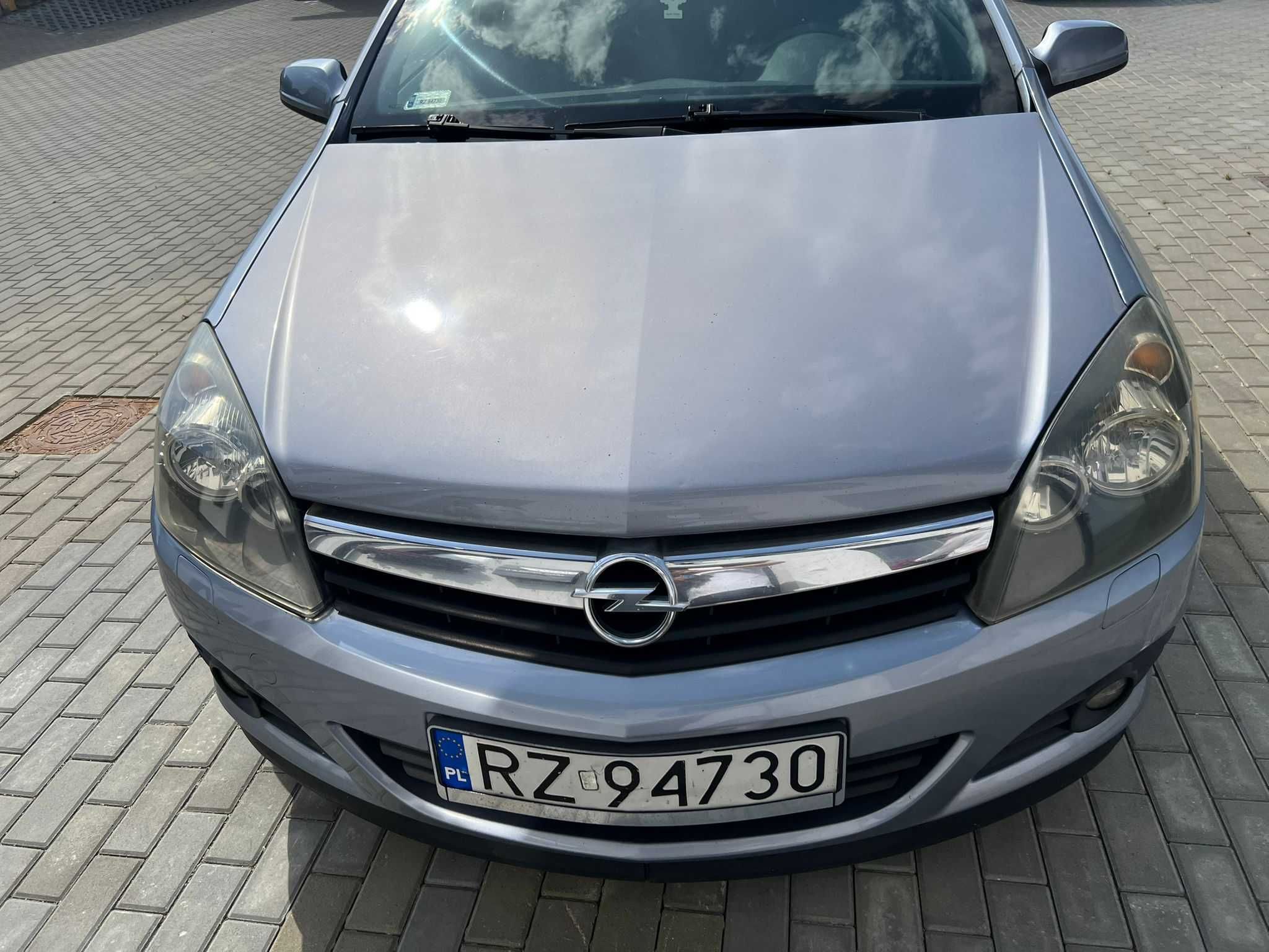 Opel Astra H 1.9 CDTI 150KM SPORT | Nowy rozrząd, klima, 2 komp. kół