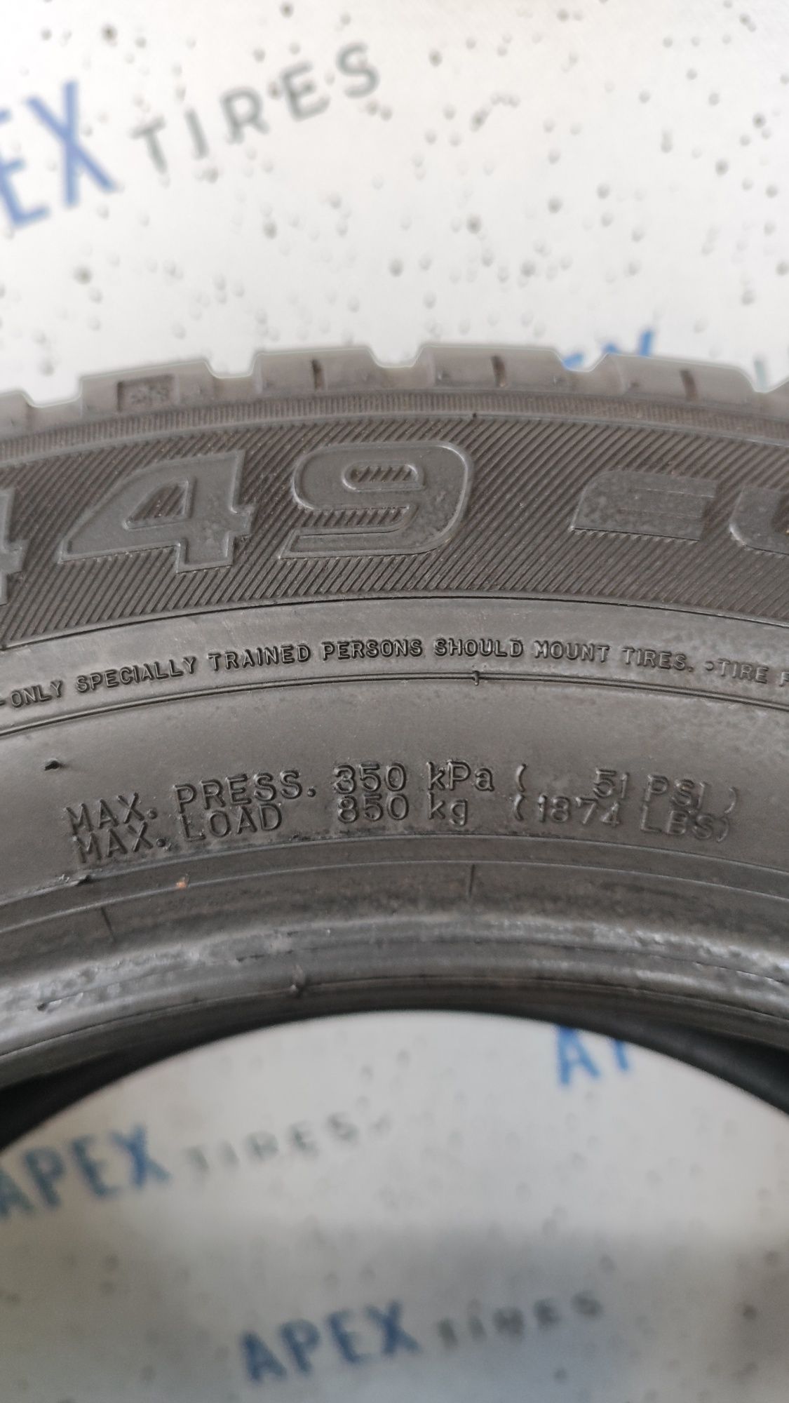 Зимові шини Falken 235/60 R17 235*60 17 HS449 Eurowinter