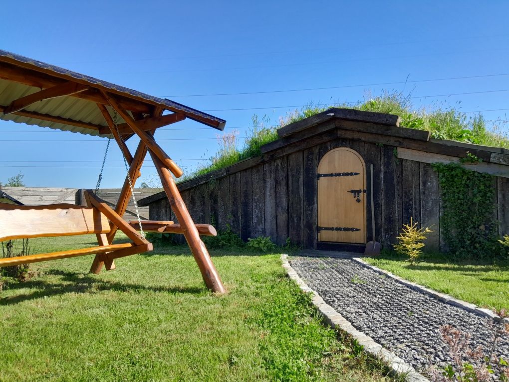 Gdow domek z jacuzzi a'la leśniczówka nad stawem