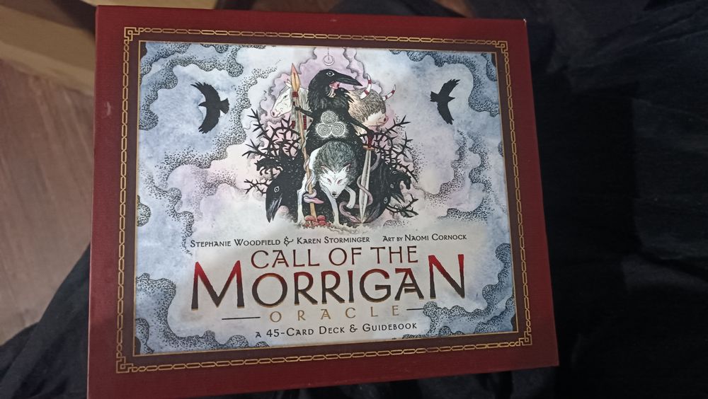 Call of the Morrigan Oracle (Оракул "Зов Морриган").