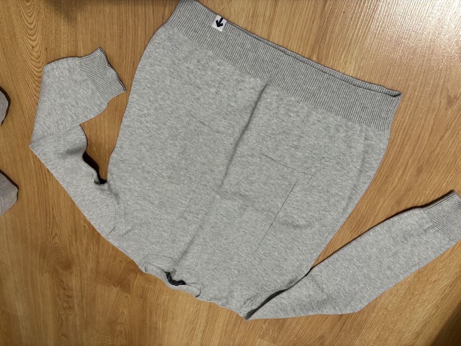 Sweter sweterek Reserved na 8 lat szary elegancki