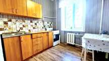 Продаж 1к квартири, пр. Соборності, 16,  Дарницька площа. Без %