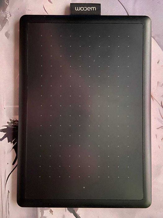 Графічний планшет Wacom One by Small Black