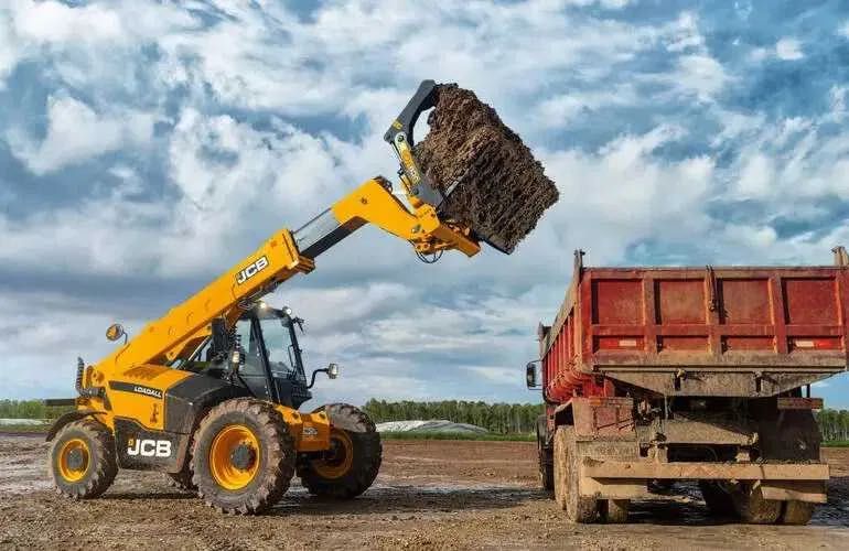 Оренда спецтехніки. Послуги Екскаватори, самоскиди, автокрани та інше