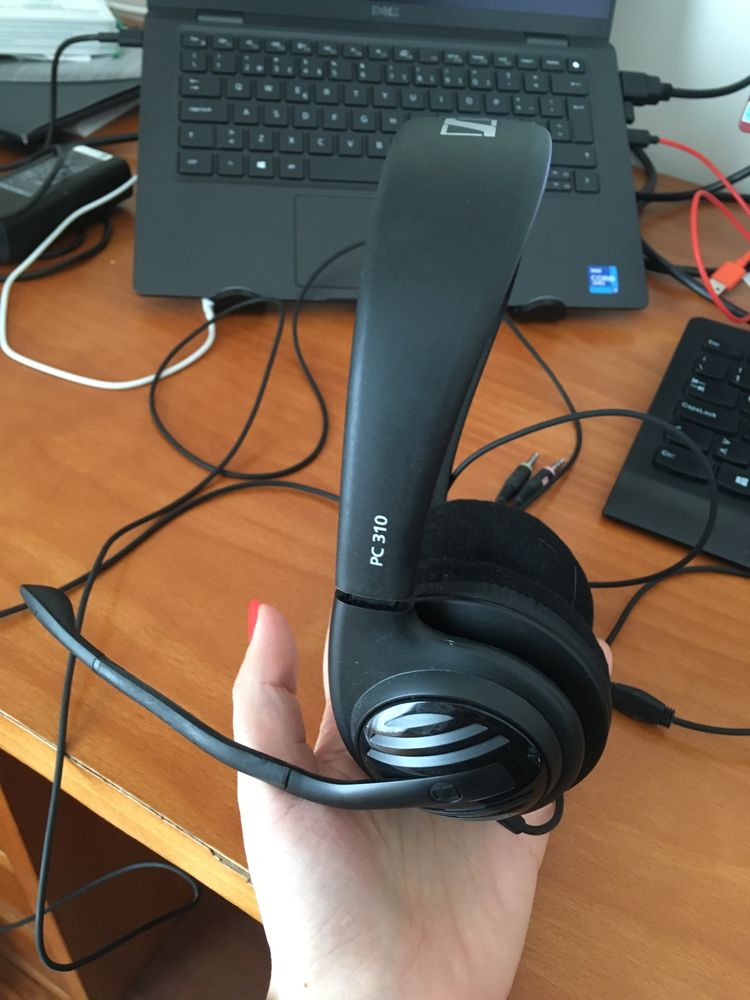 Auscultadores Sennheiser com microfone