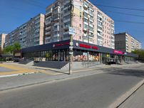 Здаються приміщення у торгівельному комплексі по вул. Толока, 28