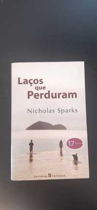 Livro "Laços que perduram" de Nicholas Sparks