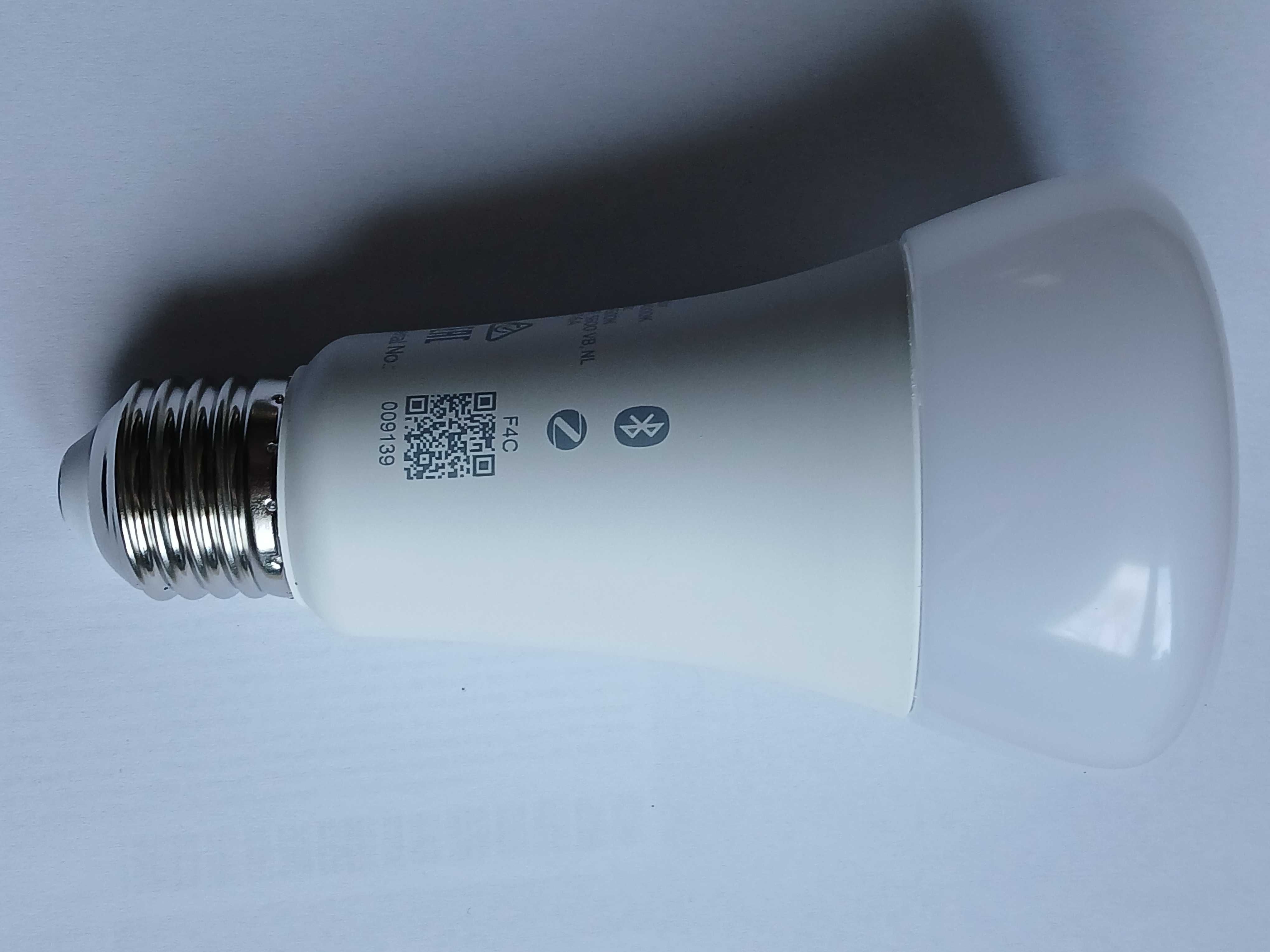 Żarówka PHILIPS HUE White and color ambiance E27 1600lm*bez pudelka