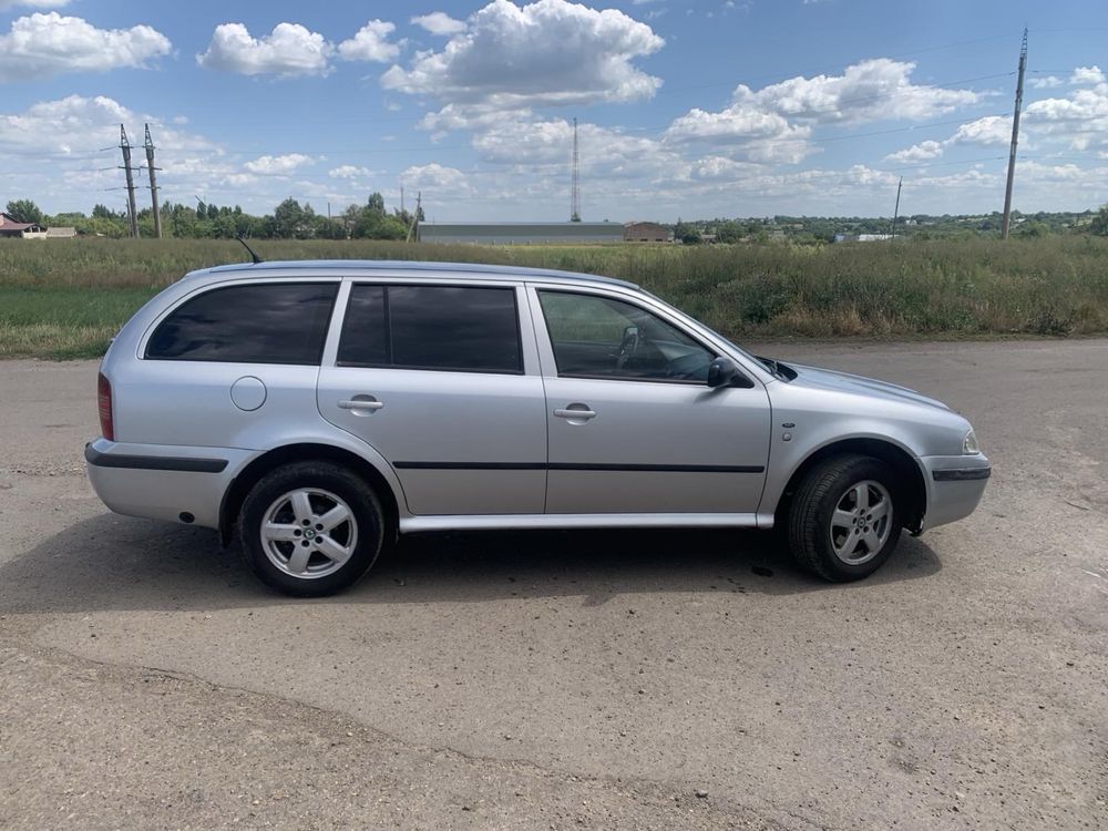 Skoda Octavia 2002 рік
