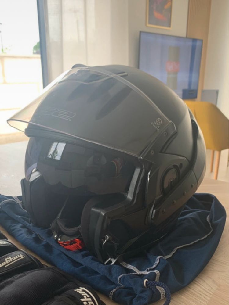 Vendo capacete LS2 FF393