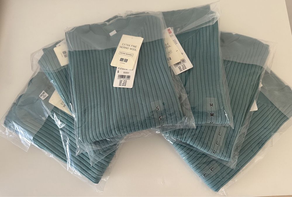 Пуловер - джемпер Uniqlo з мериносної шерсти в трьох  кольорах