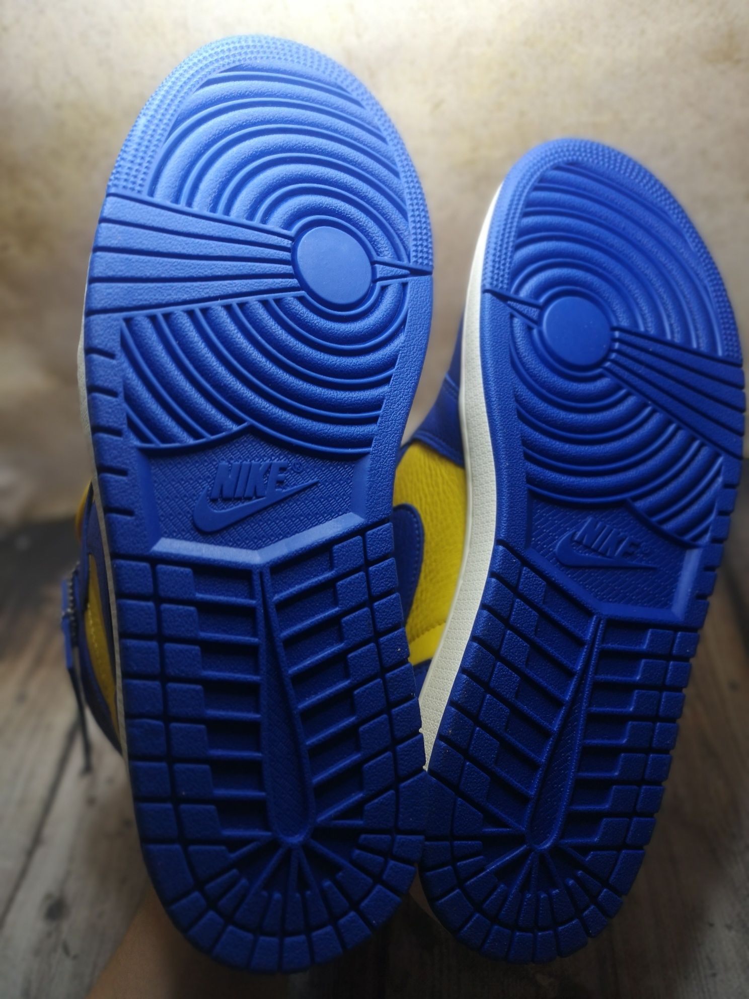Buty Nike Air Jordan 1 Retro High Og Reverse Laney r43 / force / Dunk