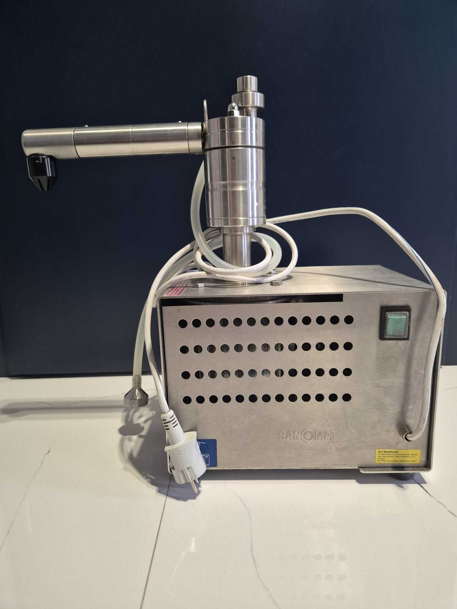 Automat do ubijania śmietany Sanomat Mini Bako S