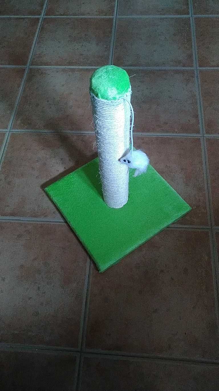 Arranhador - Gatos (Novo) - 5 Euros