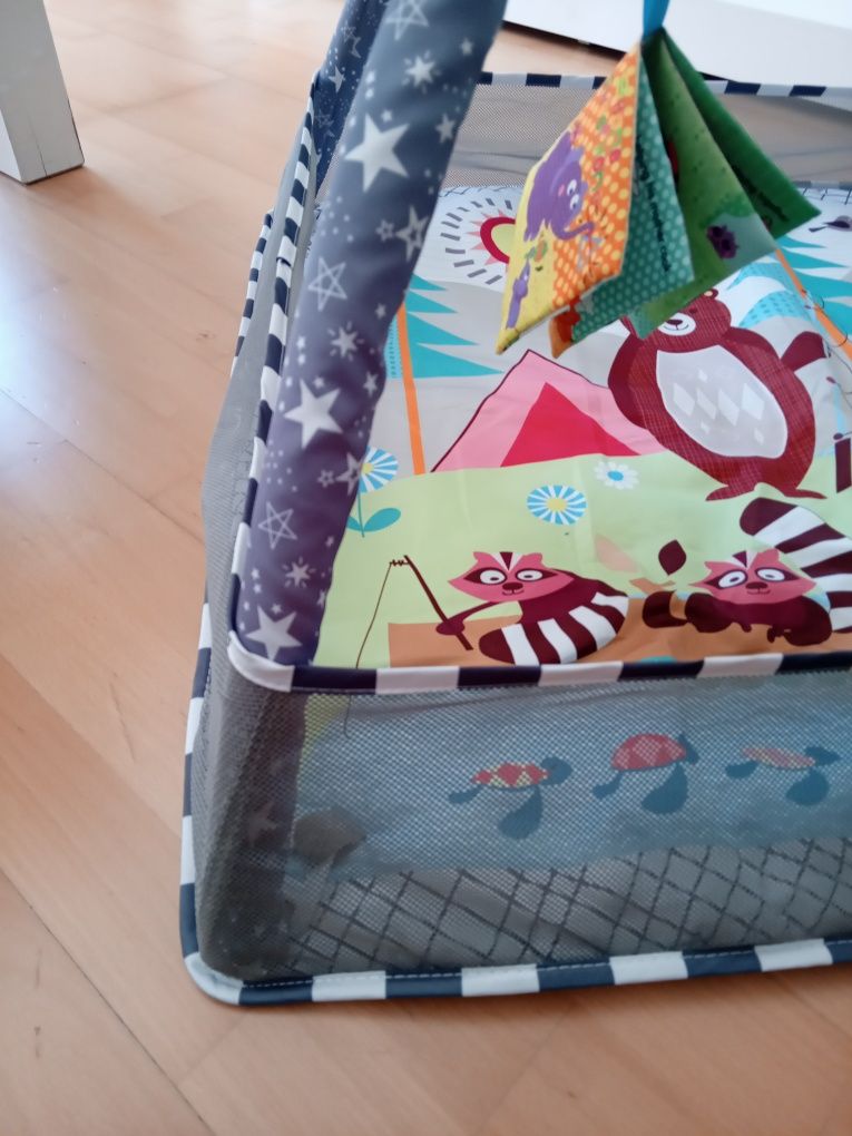 Tapete de atividades para bebé Momi