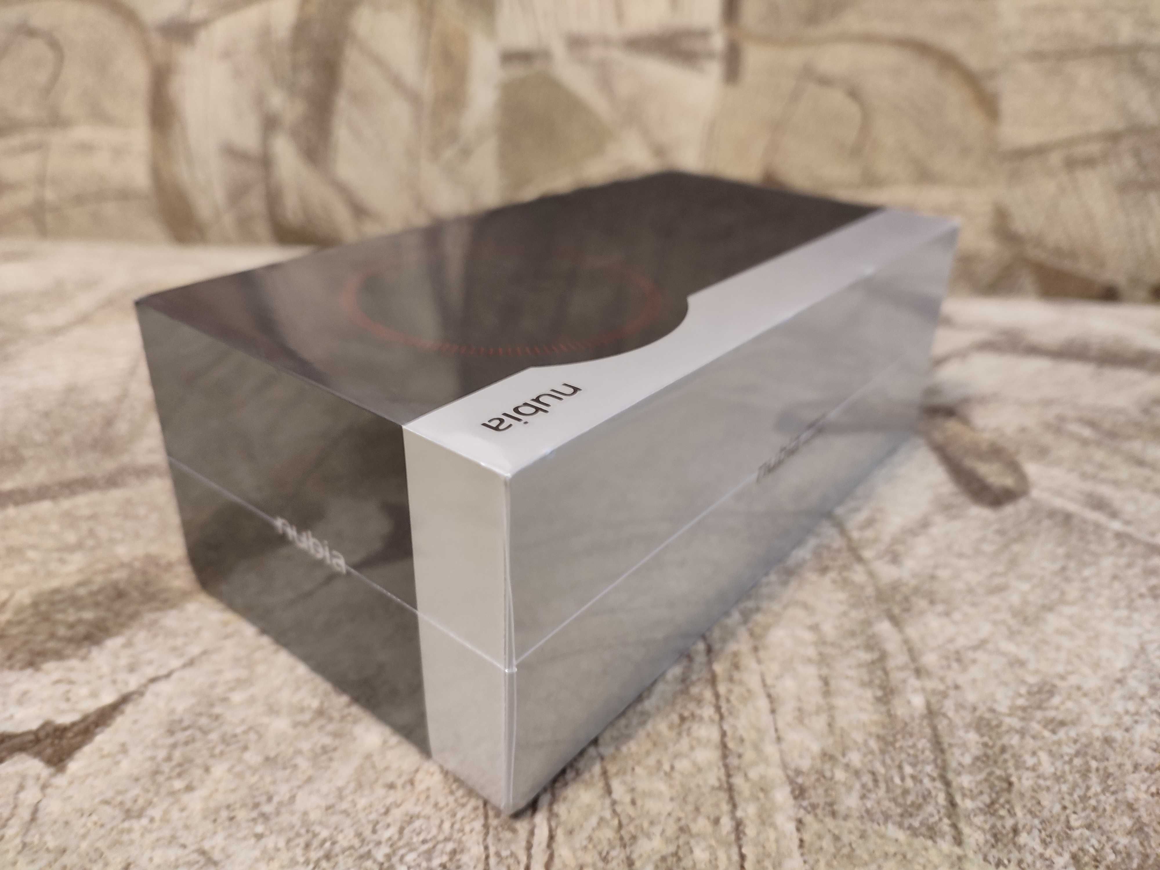 Смартфон ZTE Nubia Z50S Pro 12/1TB Black