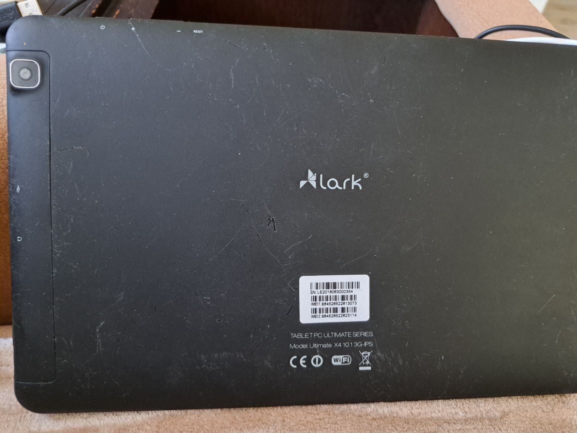 Tablet Lark Ultimate X4 10.1 3G-IPS