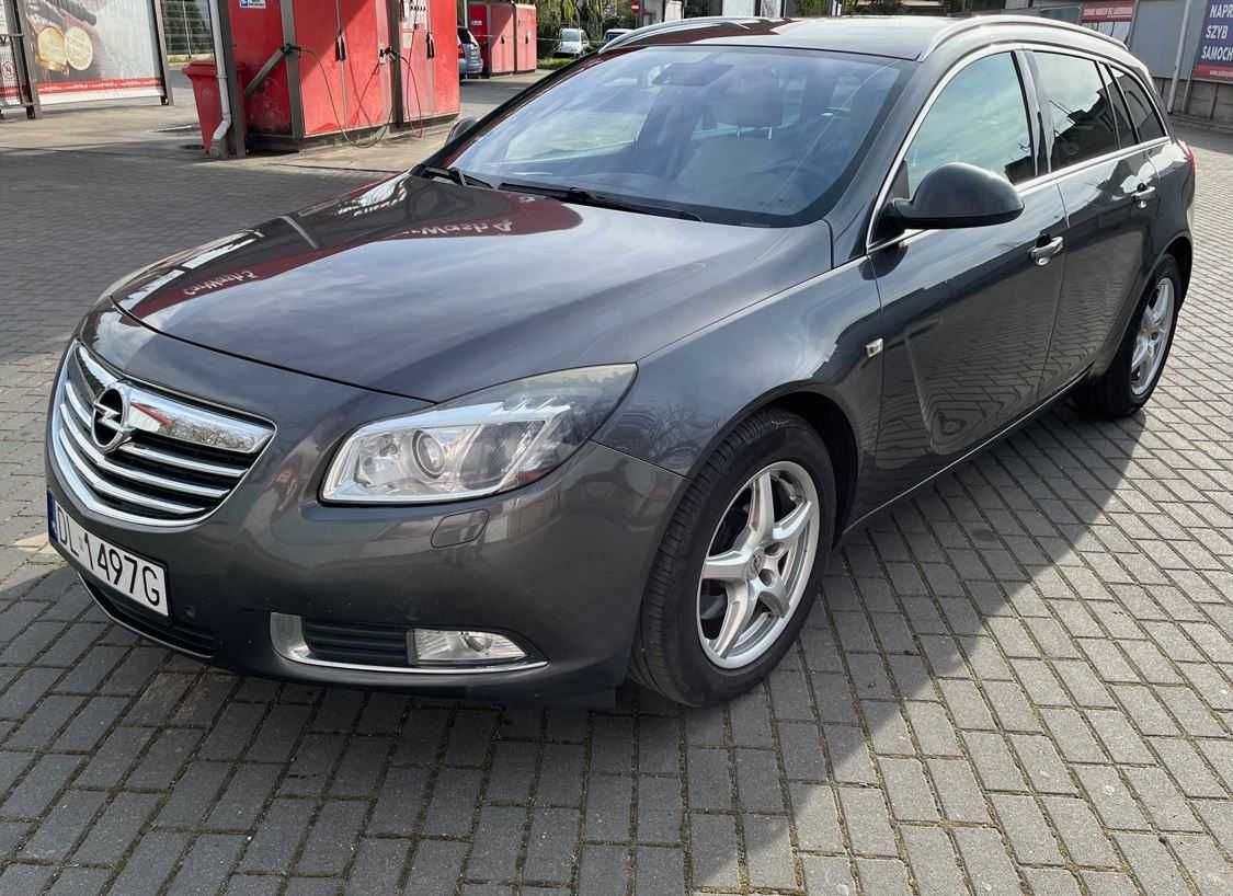 Opel Insignia 2.0 CDTI Kombi 2009 r.