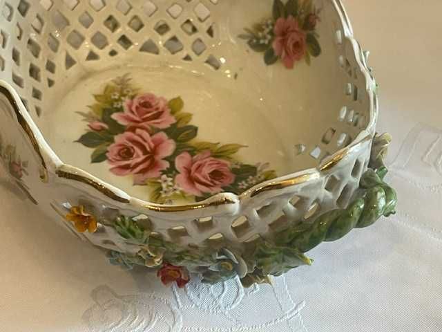 Porcelanowa ażurowa patera Berlin