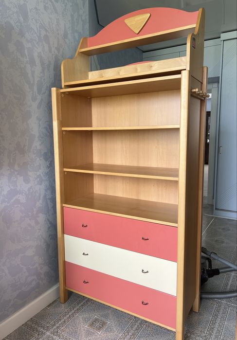 Дівчачі меблі ELF